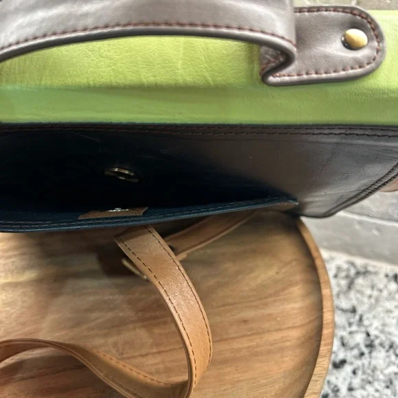 Soruka Multicolor Crossbody Bag - Picture 12 of 12